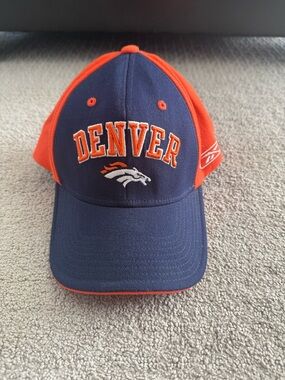 Denver Broncos Baseball Cap - Reebok NFL Hat - Navy Orange OSFM